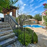 Simone By Interhome Poreč