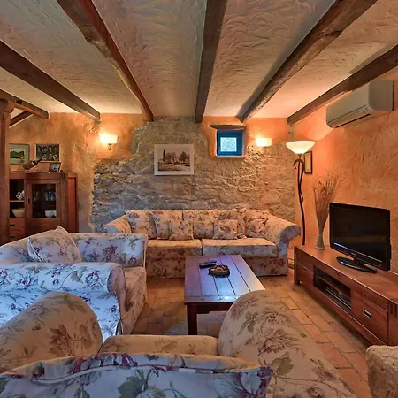 Simone By Interhome Villa Poreč