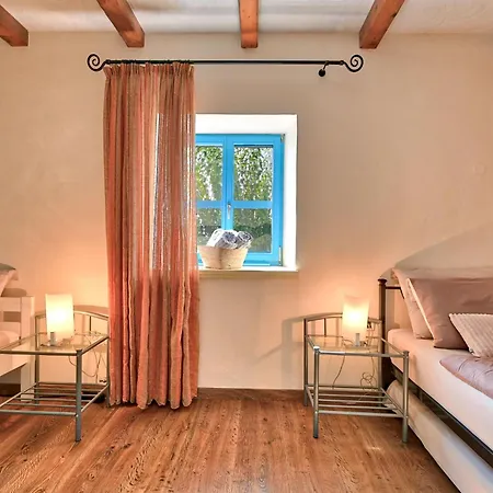 Simone By Interhome Villa Poreč