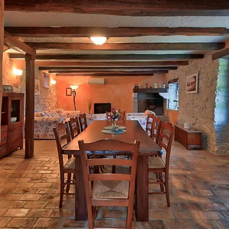 Villa Simone By Interhome Poreč