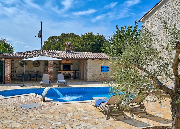 Simone By Interhome Villa Porec