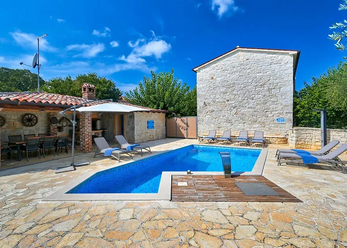 Simone By Interhome * Porec