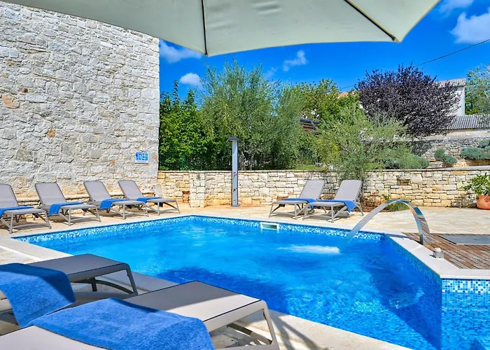 Simone By Interhome Porec