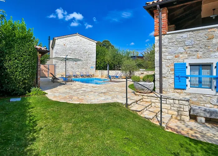 Simone By Interhome Porec