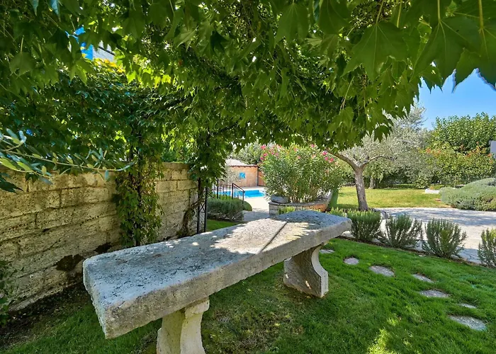 Villa Simone By Interhome Porec