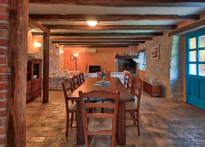 Villa Simone By Interhome Porec