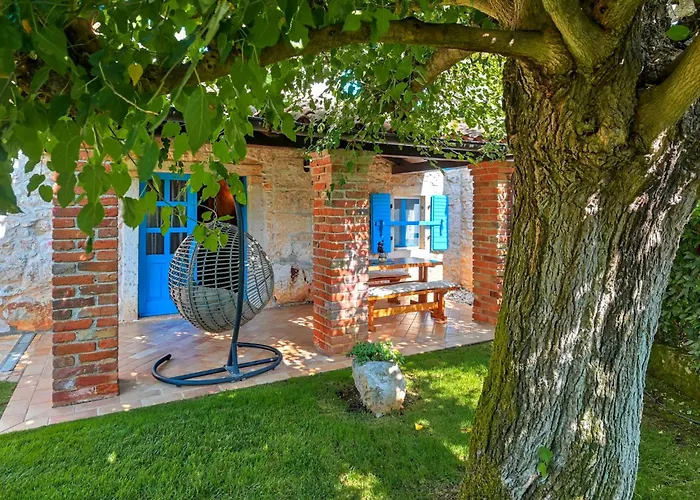 Simone By Interhome Porec