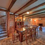 Villa Simone By Interhome Poreč