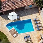 Simone By Interhome Пореч
