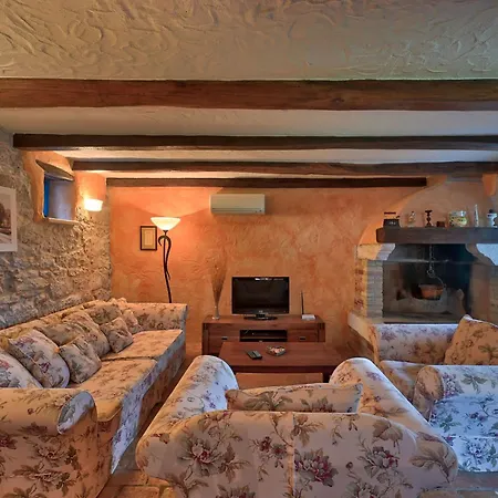 ヴィラ Simone By Interhome