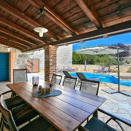 Simone By Interhome فيلة *