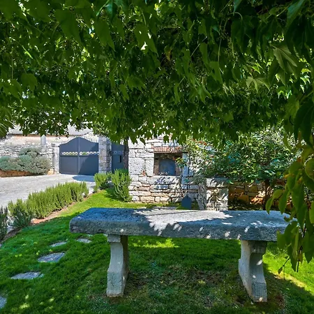 Simone By Interhome * بوريتش