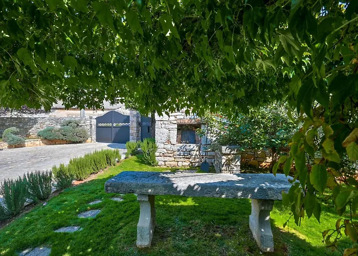 Simone By Interhome * Porec